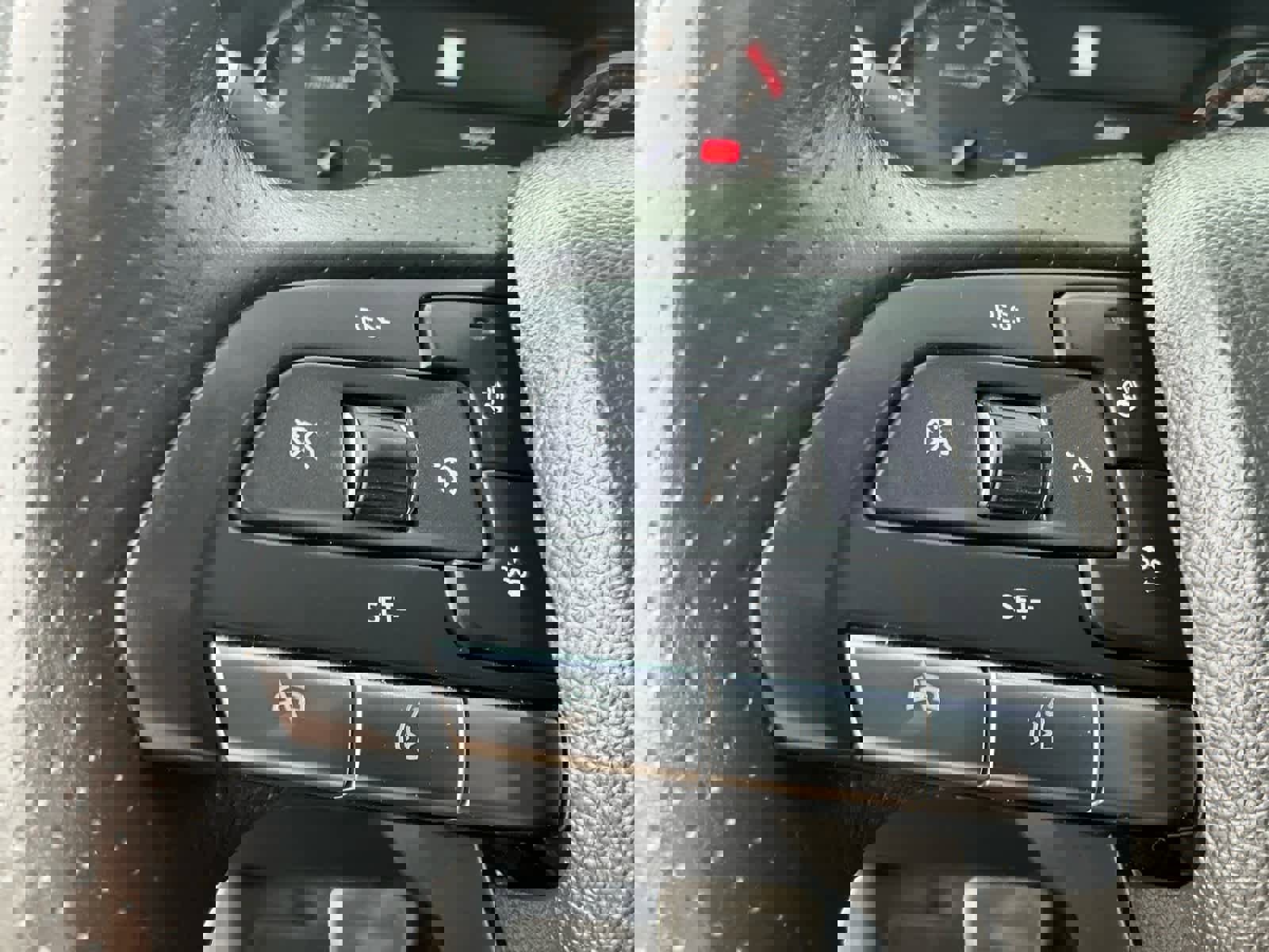 Used 2021 Cadillac XT4 Sport image 21