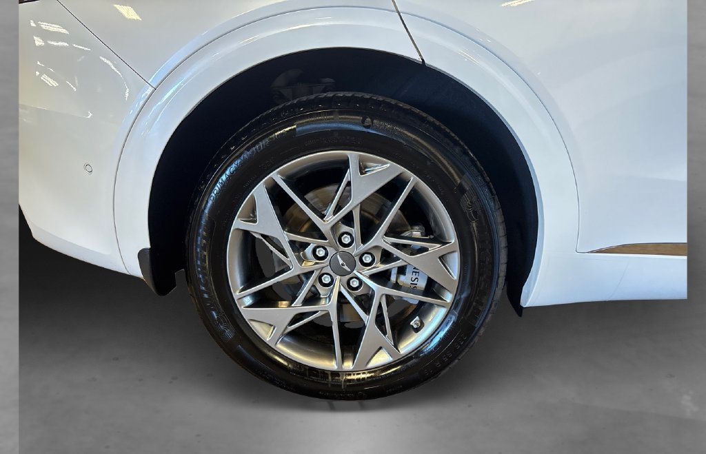 Used 2023 Genesis GV70 2.5T w/ Advanced Package AWD/4WD image 20