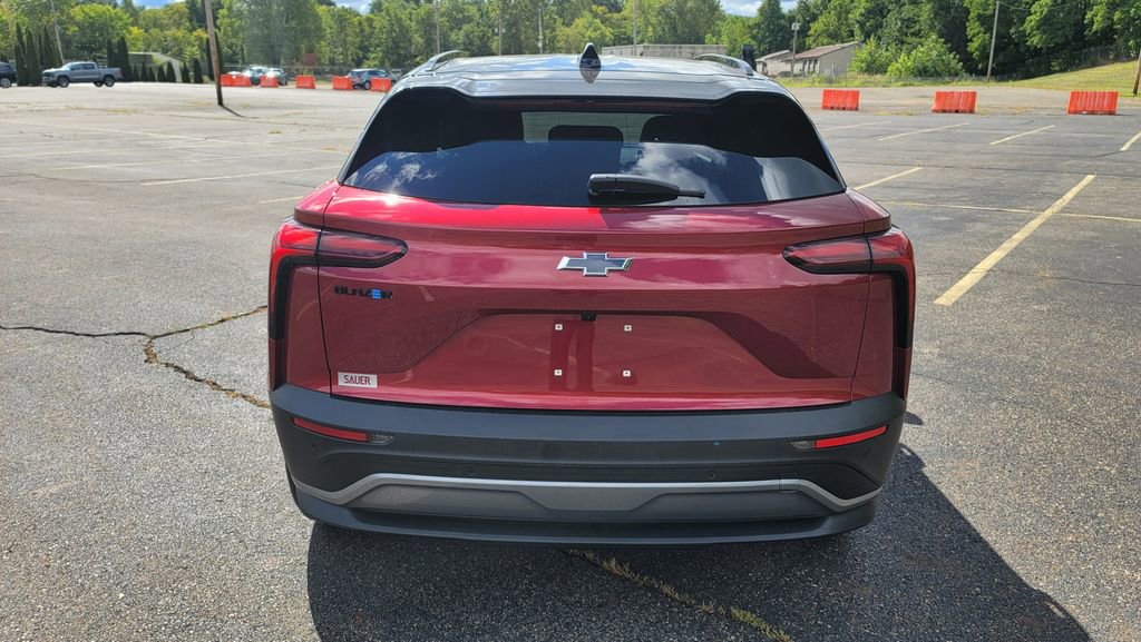 New 2025 Chevrolet Blazer EV LT image 10