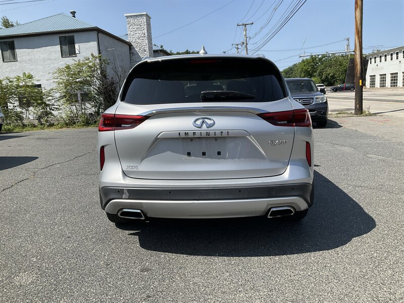 Used 2019 INFINITI QX50 Essential w/ Premium Heat Package AWD/4WD image 6