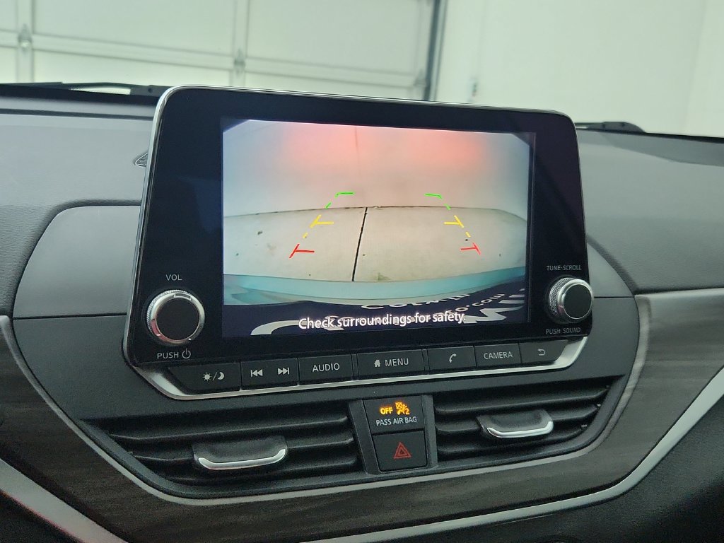 Used 2025 Nissan Altima 2.5 SV FWD image 27