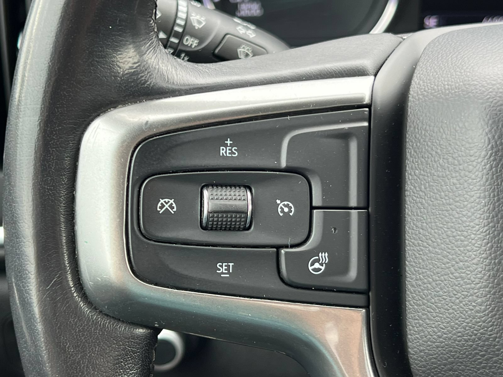 Used 2022 Chevrolet Silverado 1500 RST AWD/4WD image 24