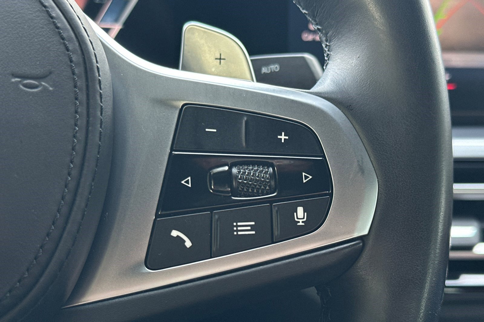 Certified 2023 BMW M340i xDrive w/ Premium Package image 32