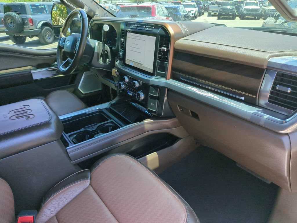 Certified 2024 Ford F350 King Ranch w/ FX4 Off-Road Package AWD/4WD image 17