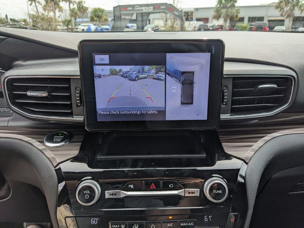 Used 2021 Ford Explorer Limited w/ Equipment Group 301A image 26