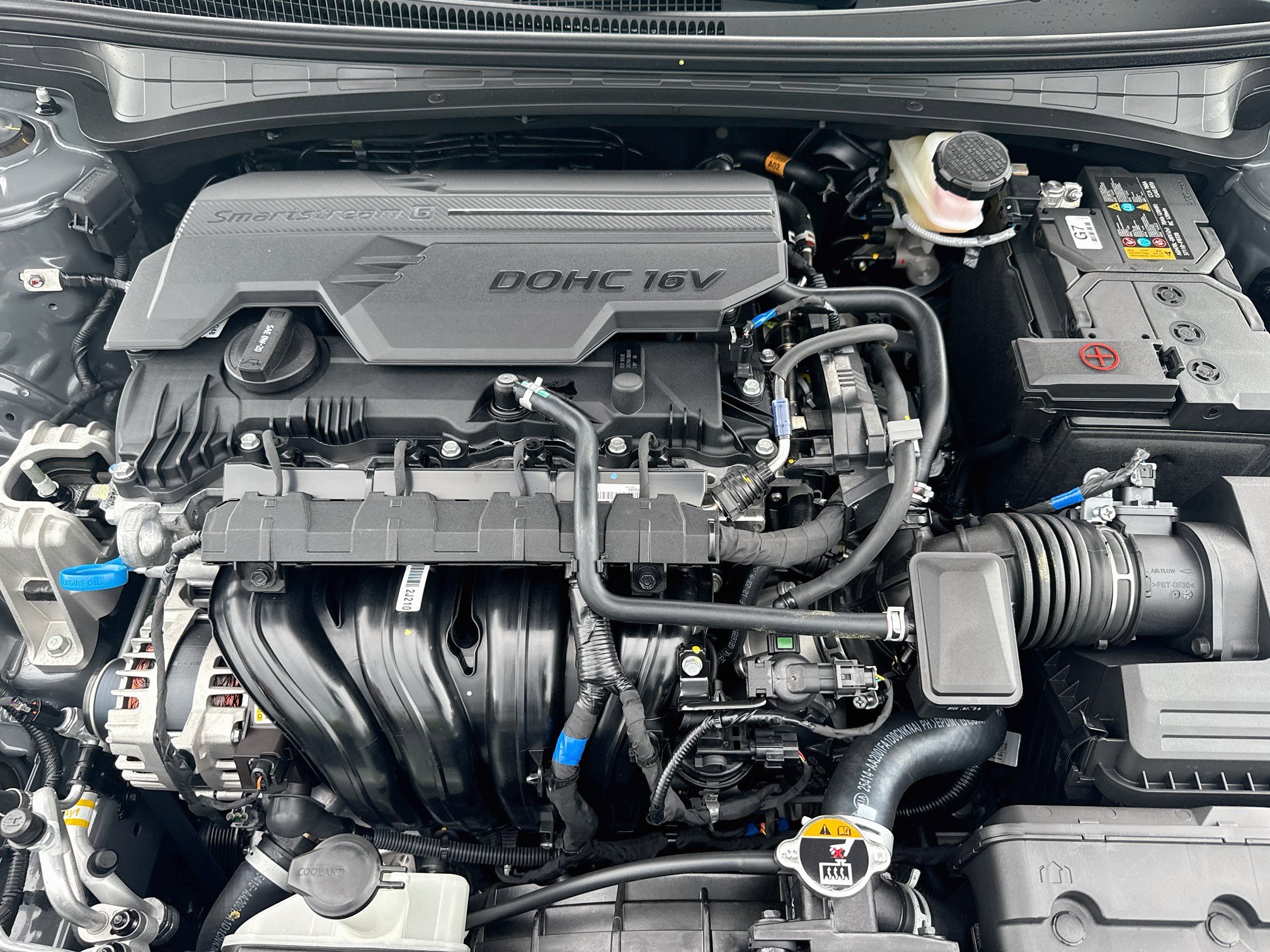 New 2026 Hyundai Elantra SE FWD image 22