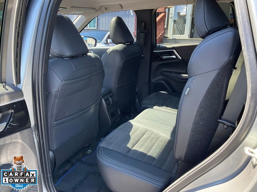 Used 2024 Mitsubishi Outlander SE image 26