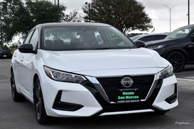 Used 2020 Nissan Sentra SV image 2