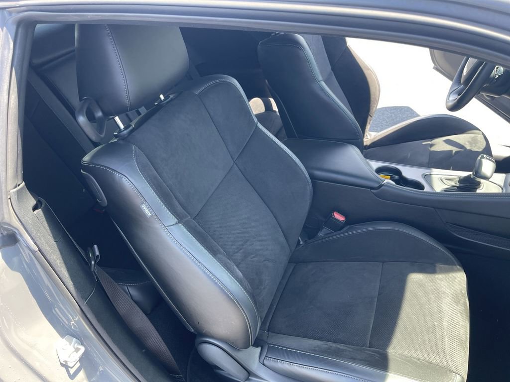 Used 2023 Dodge Challenger R/T w/ Plus Package RWD image 23