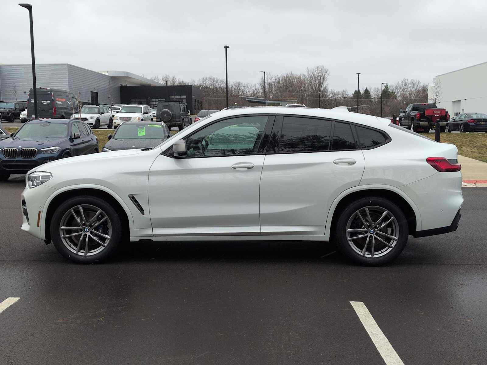 Used 2021 BMW X4 M40i image 11