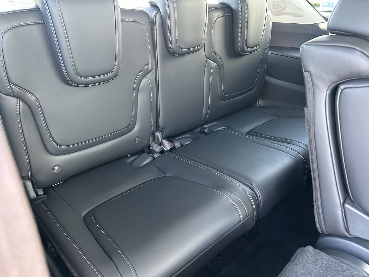 New 2026 INFINITI QX80 Pure image 12