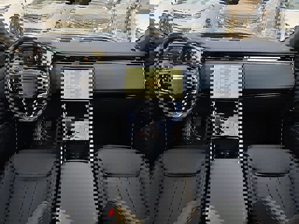 Certified 2025 Land Rover Range Rover Sport S image 9