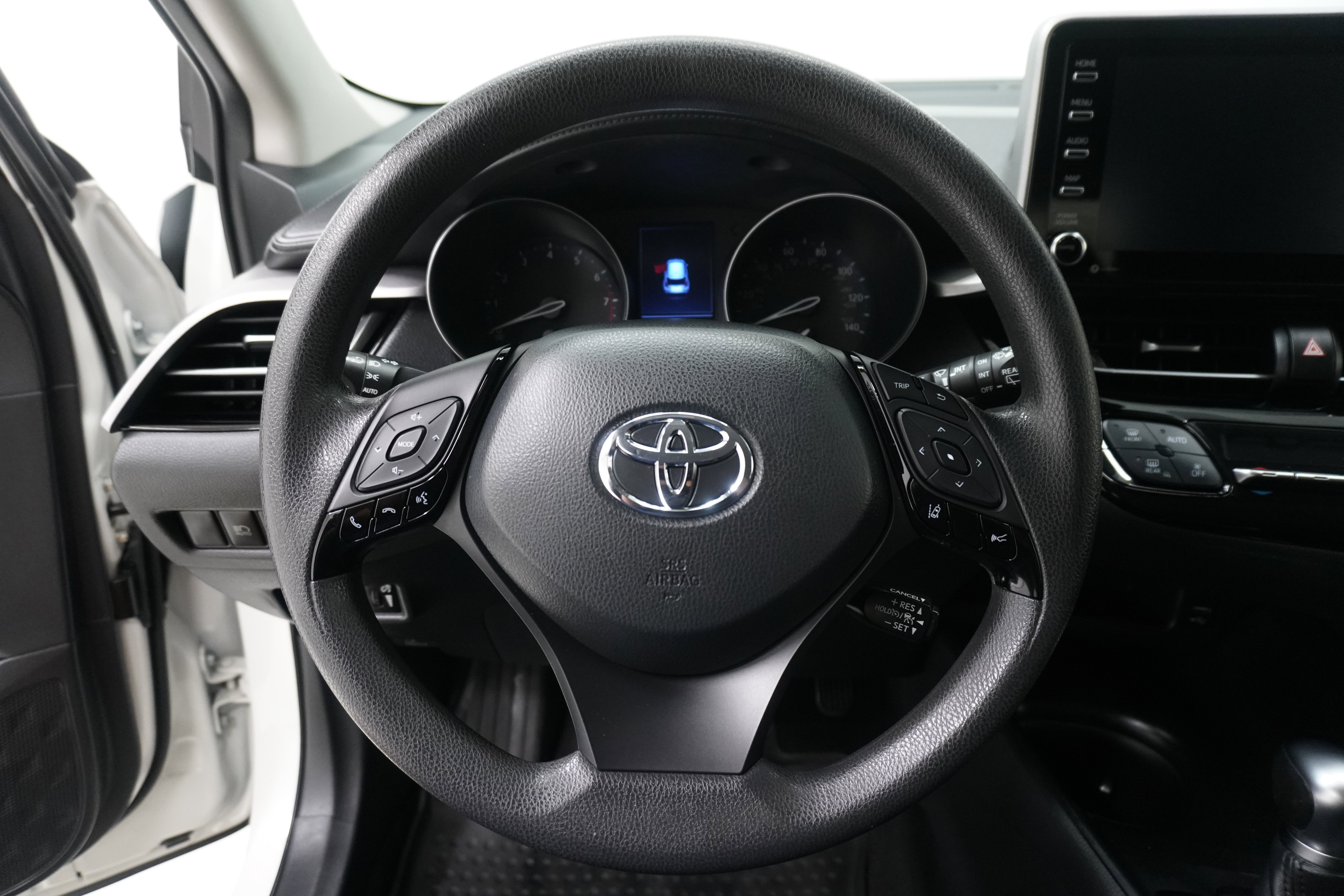 Used 2020 Toyota C-HR LE FWD image 15