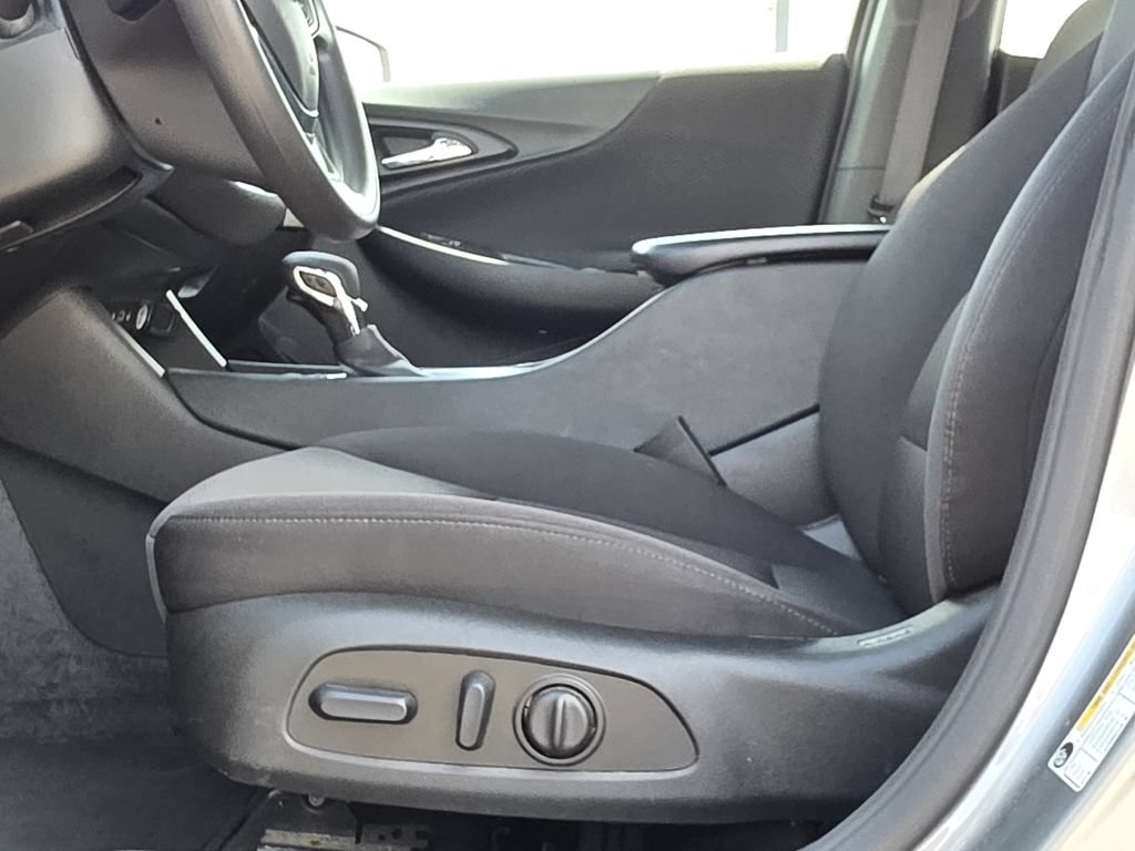 Used 2024 Chevrolet Malibu LT FWD image 21