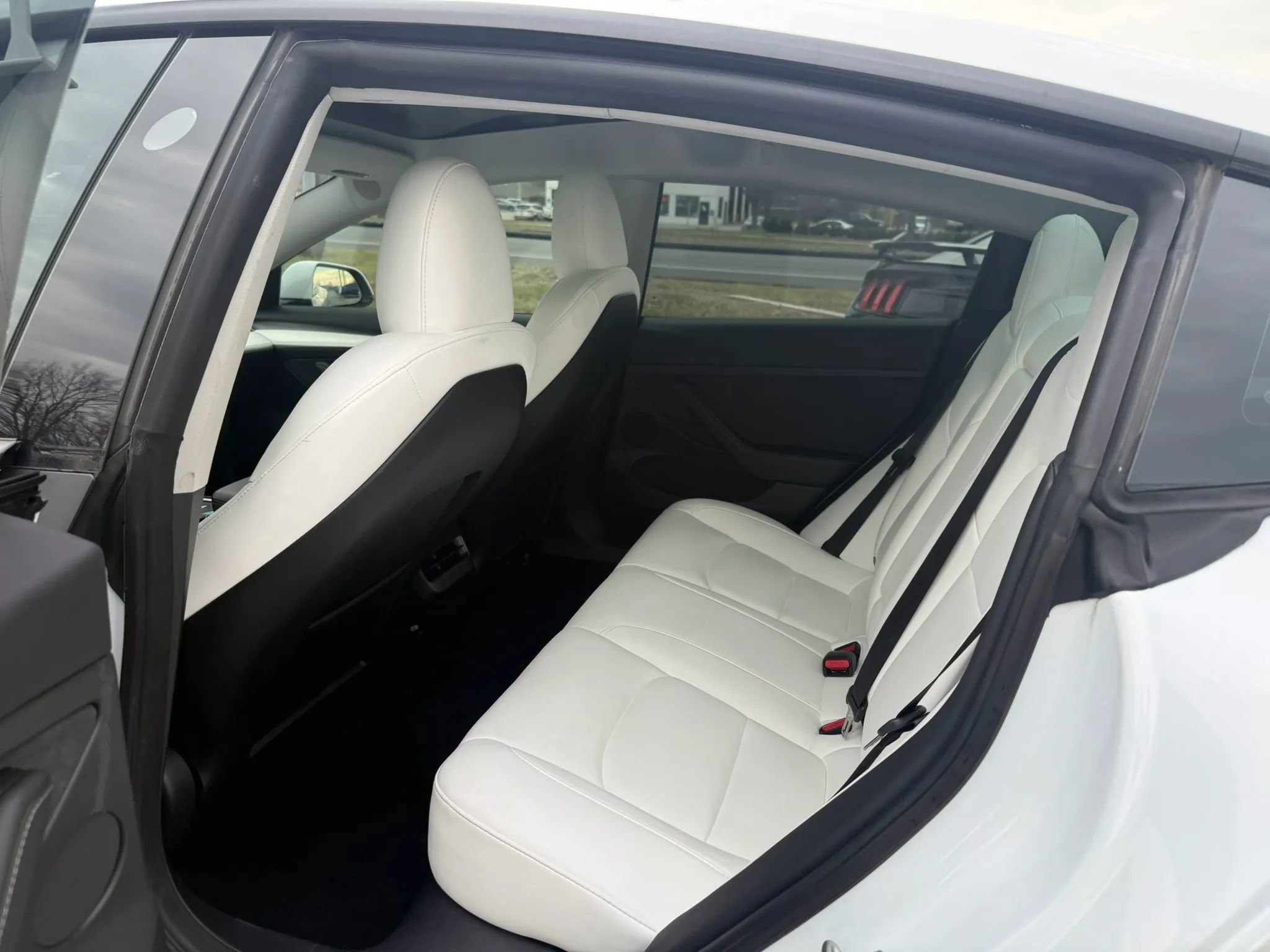 Used 2023 Tesla Model 3 Performance image 10