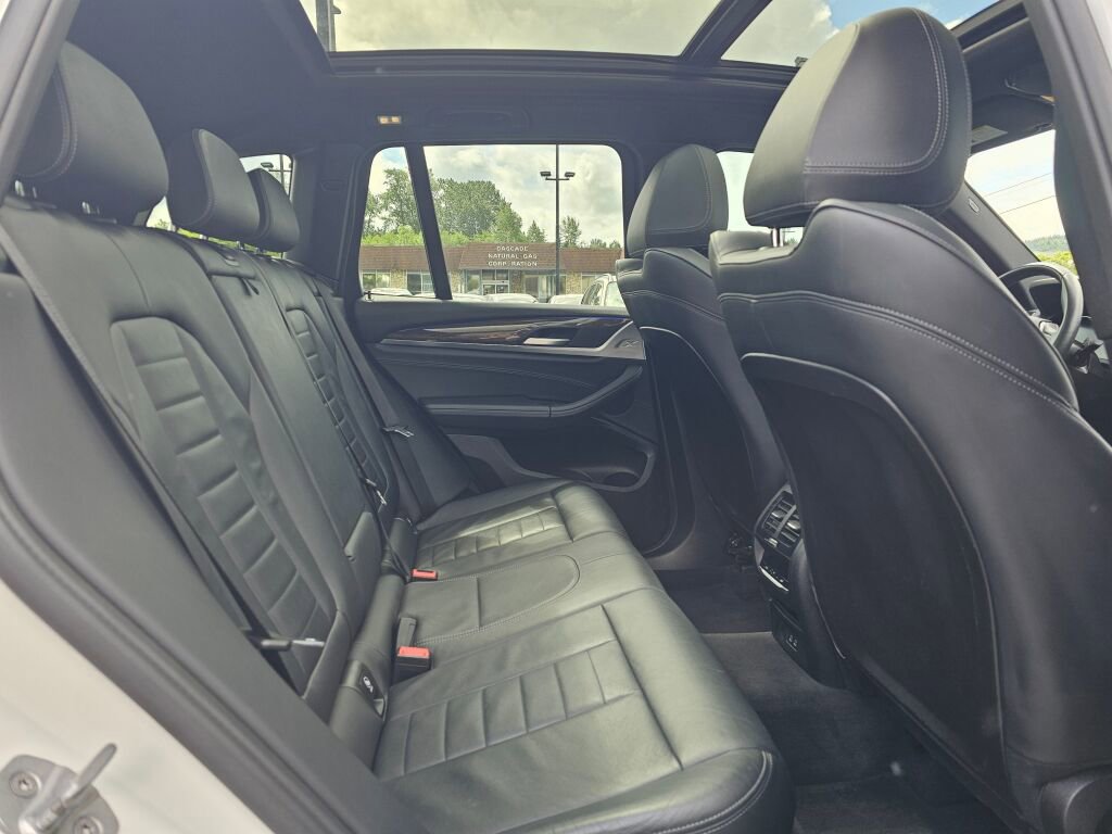 Used 2021 BMW X3 xDrive30i AWD/4WD image 12