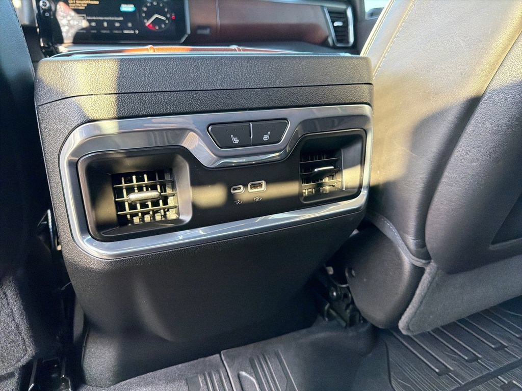 Used 2024 GMC Sierra 2500 Denali Ultimate AWD/4WD image 22