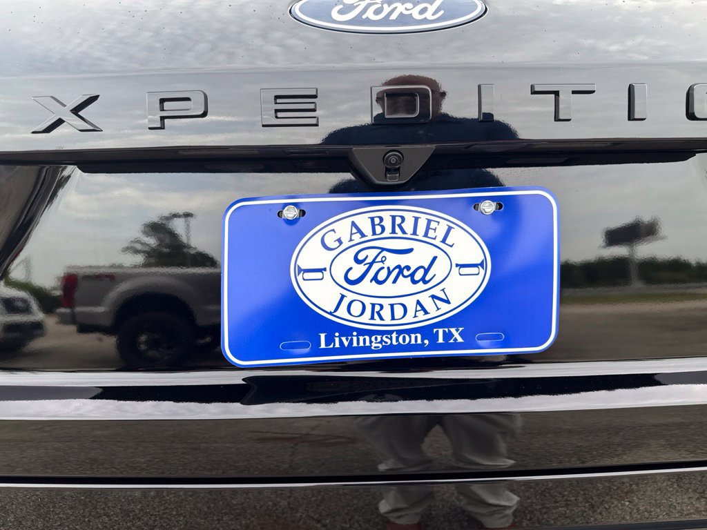 New 2027 Ford Expedition Max Platinum RWD image 14