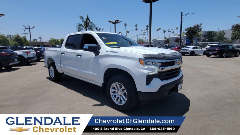 Certified 2022 Chevrolet Silverado 1500 LT AWD/4WD image 3