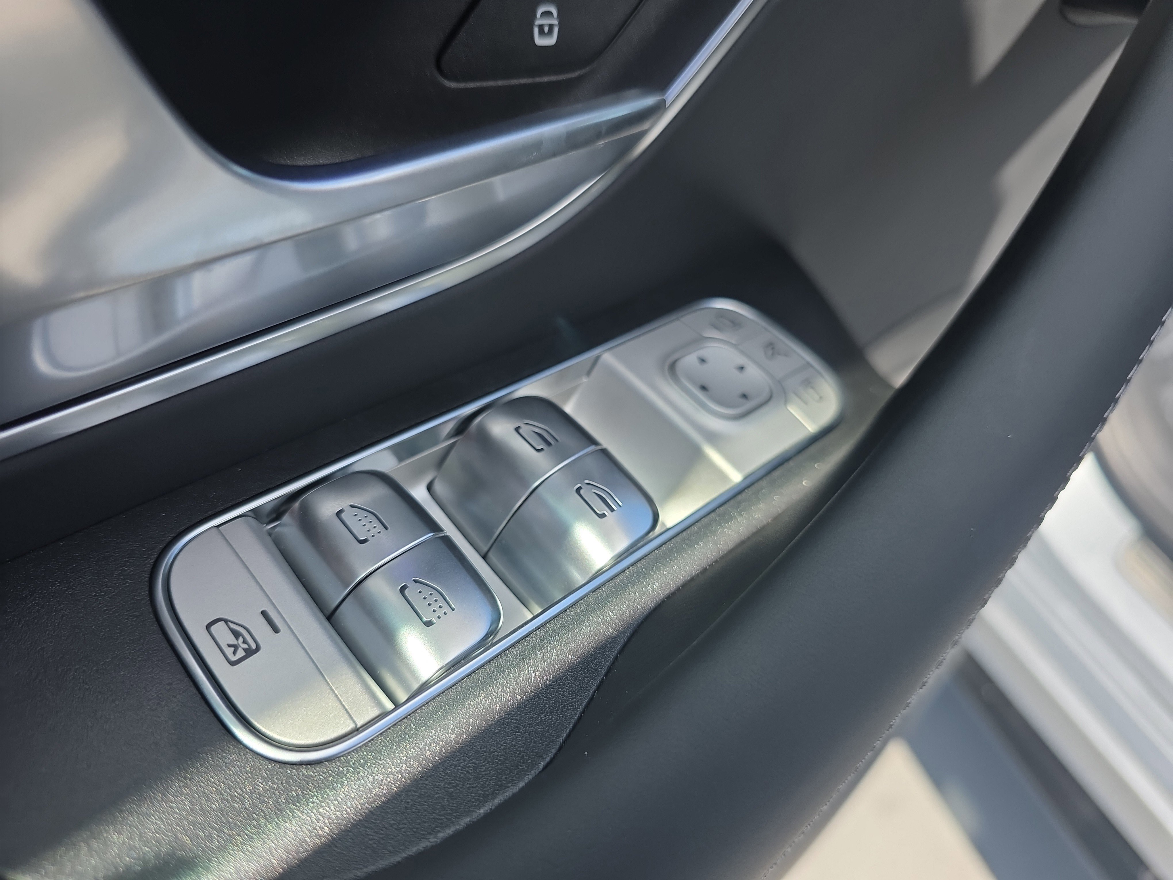 Certified 2025 Mercedes-Benz GLE 63 AMG S image 33