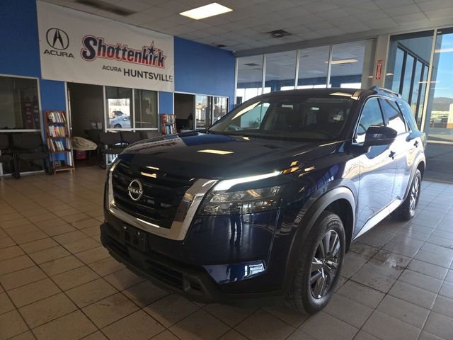 Used 2025 Nissan Pathfinder SV
