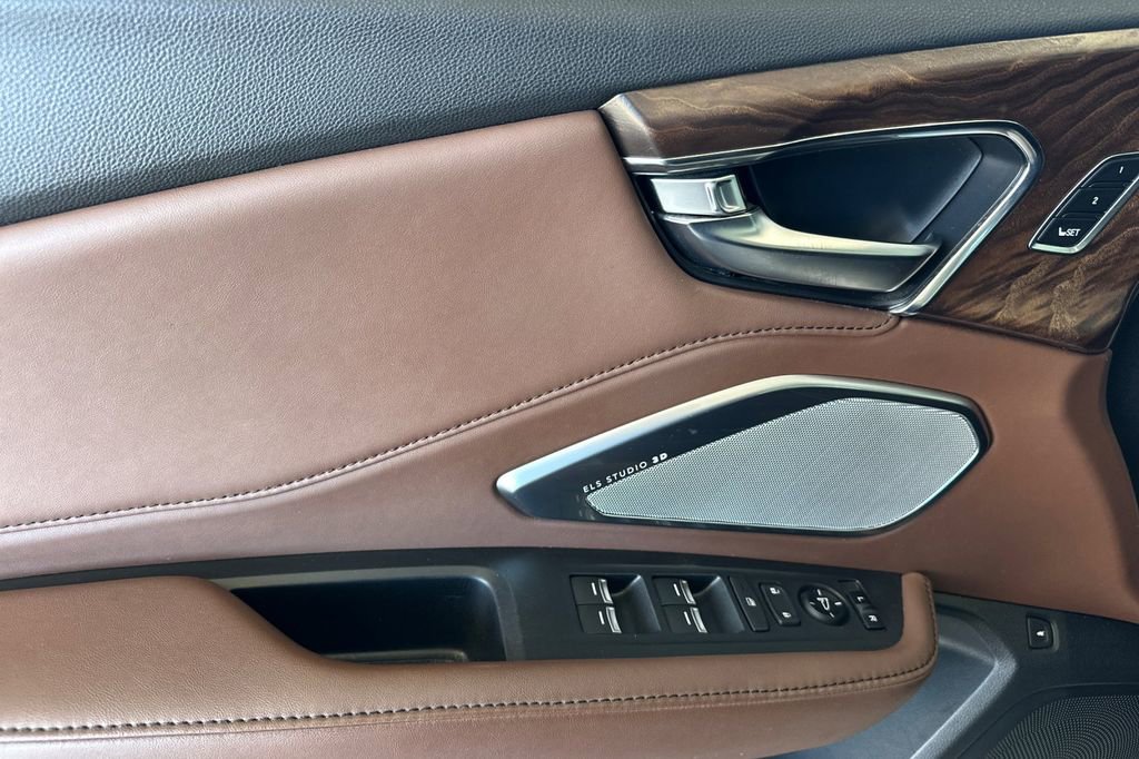 Used 2020 Acura RDX AWD w/ Advance Package image 11