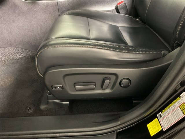 Used 2015 Toyota Highlander XLE image 18