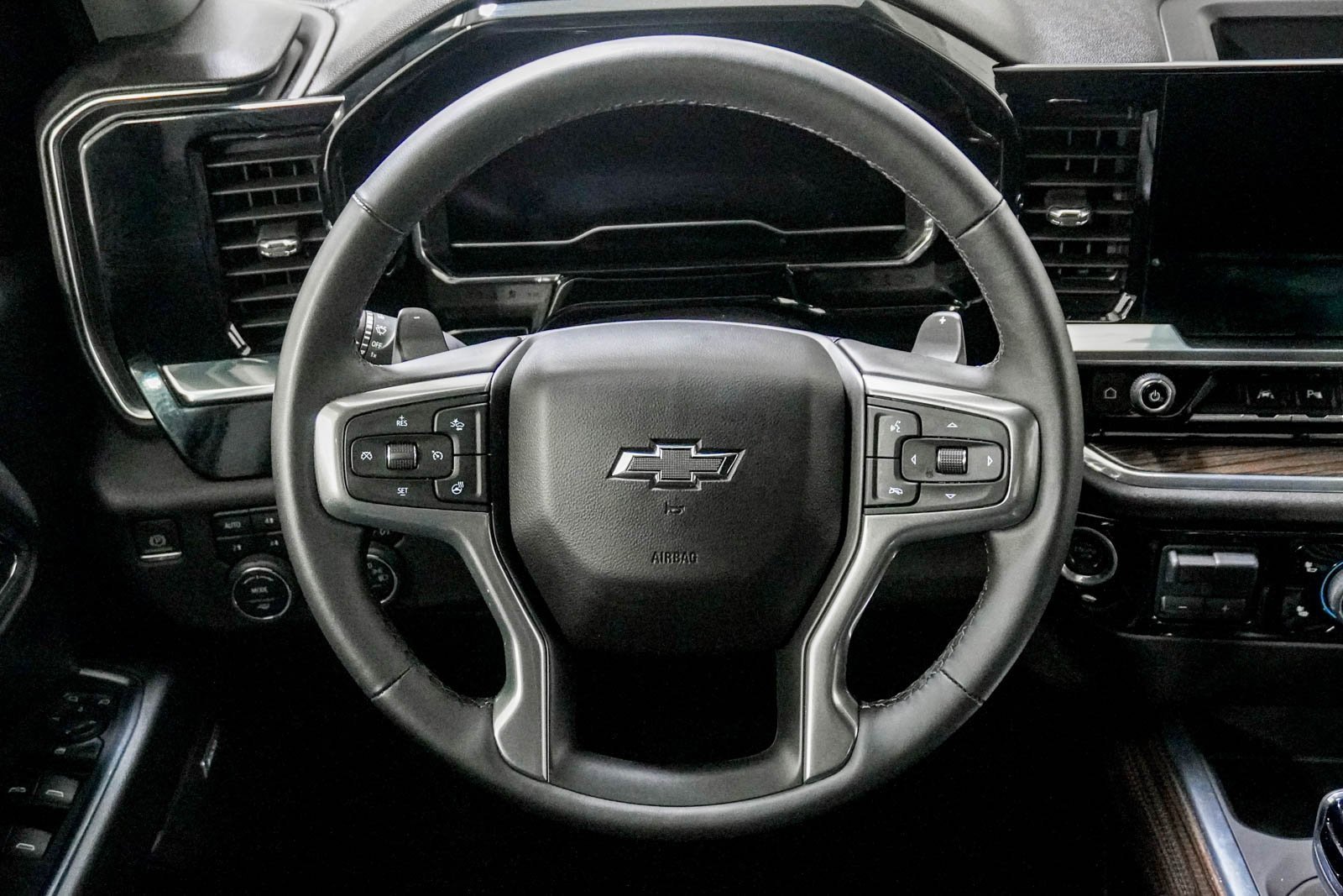 Used 2024 Chevrolet Silverado 1500 RST w/ Convenience Package II image 20