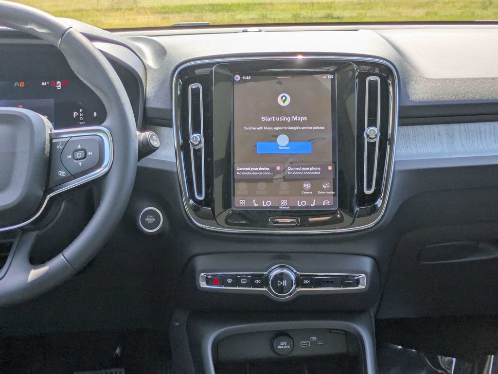 New 2026 Volvo XC40 B5 Core AWD/4WD image 19