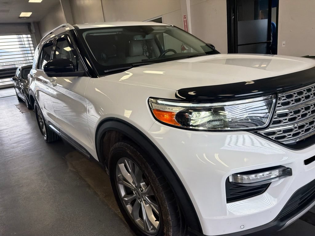 Used 2021 Ford Explorer Limited w/ Equipment Group 301A AWD/4WD image 1
