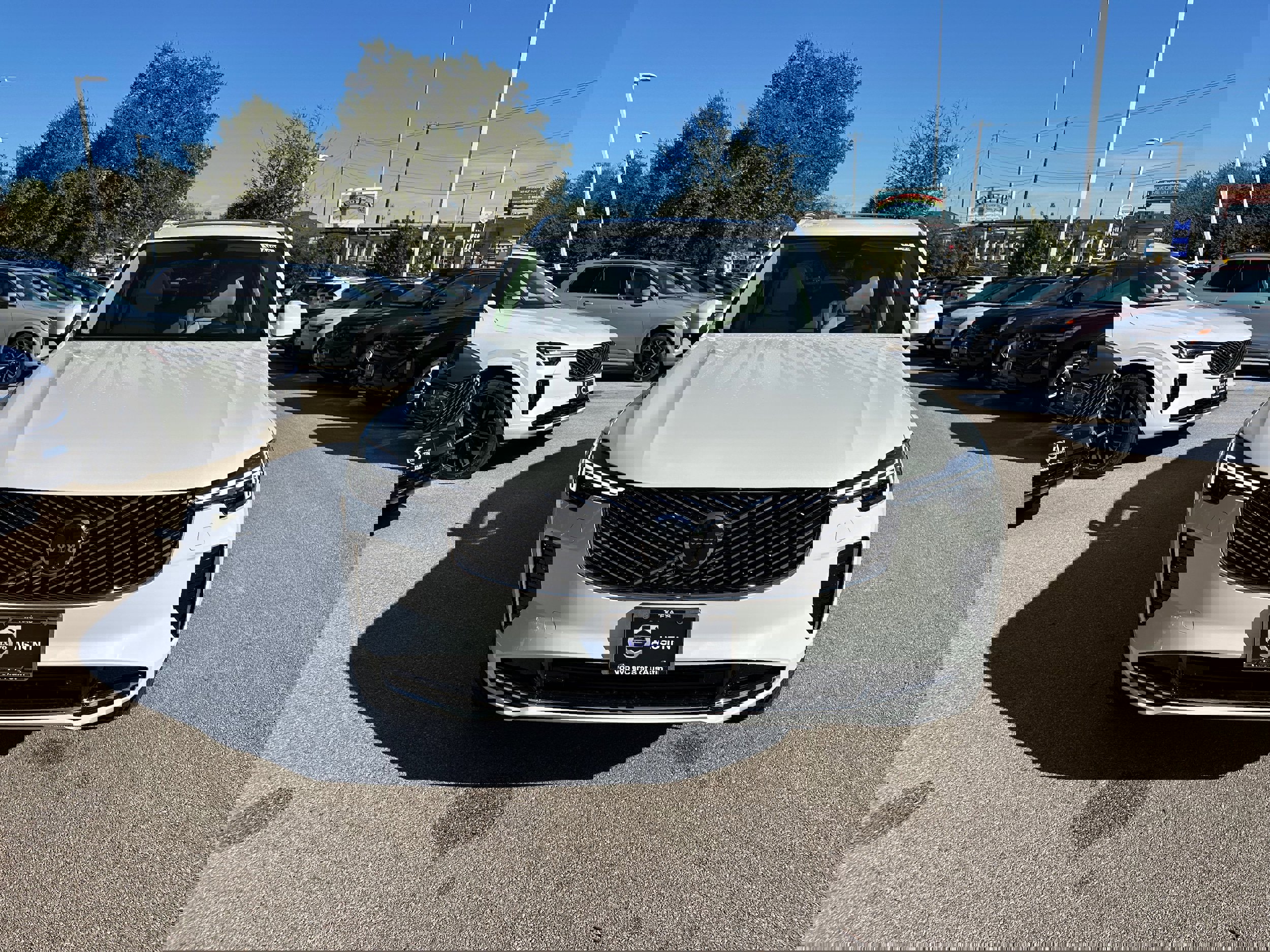 New 2026 Volvo XC90 B6 Ultra w/ Protection Package image 6