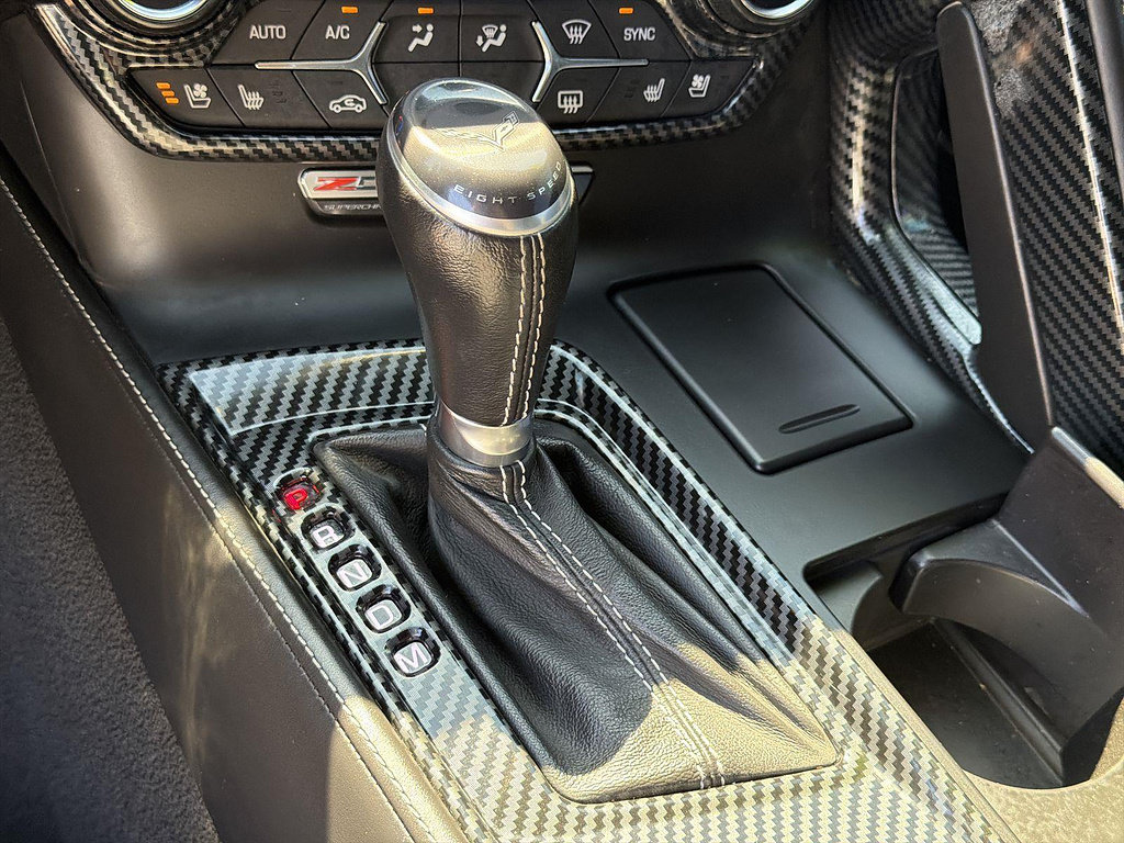 Used 2017 Chevrolet Corvette Z06 RWD image 15