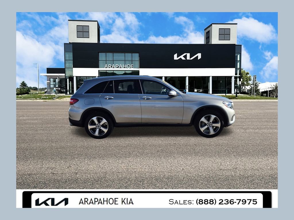 Used 2019 Mercedes-Benz GLC 300 4MATIC image 1