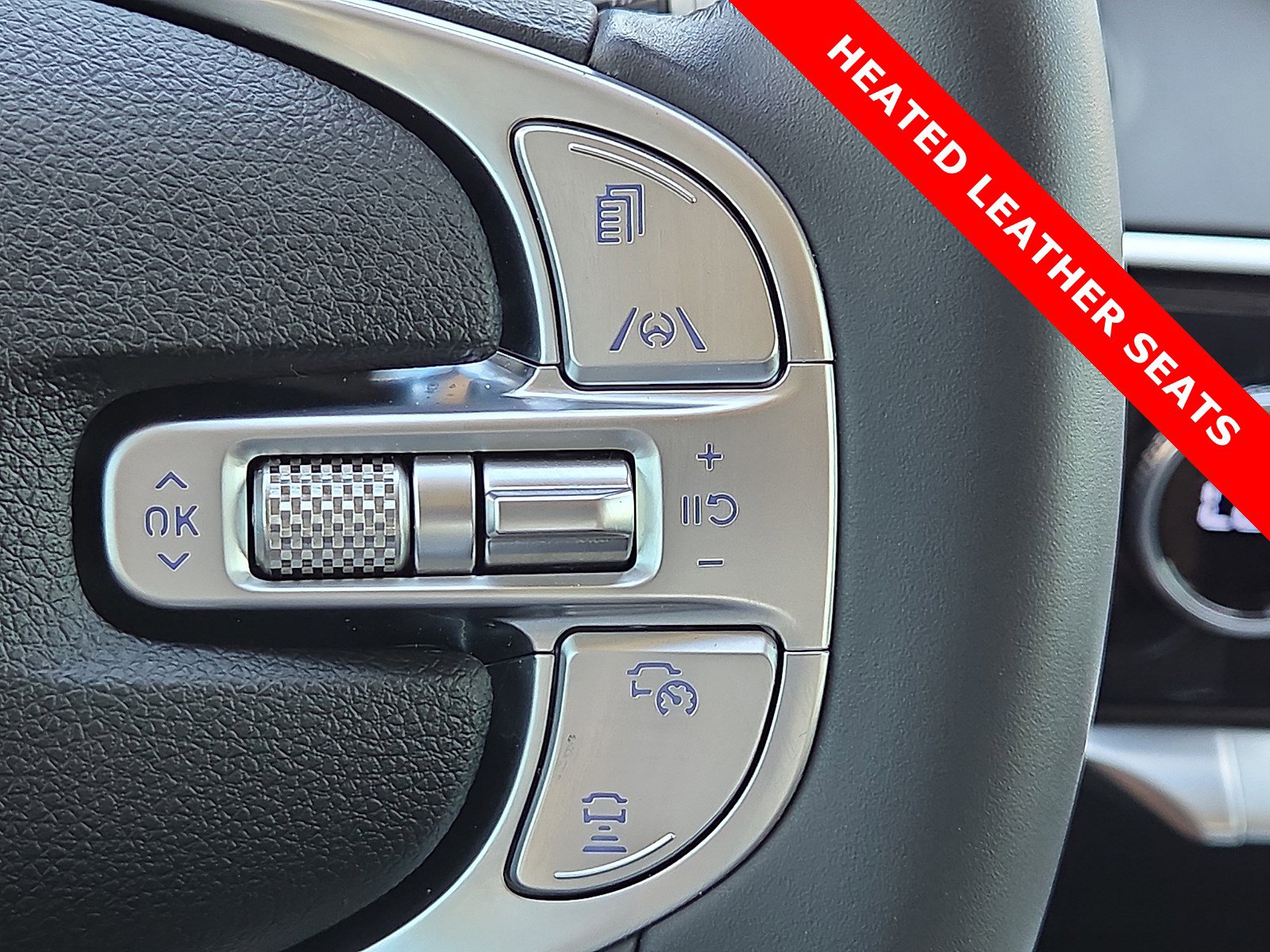Used 2025 Genesis GV70 2.5T AWD/4WD image 22