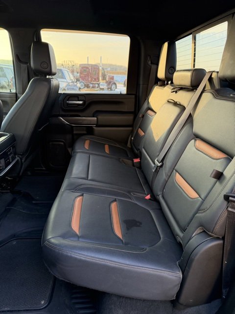 Used 2021 GMC Sierra 2500 AT4 w/ AT4 Premium Plus Package image 16