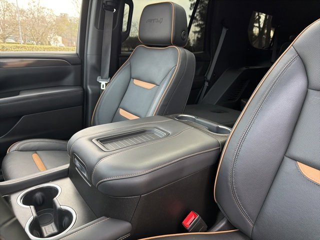 Used 2023 GMC Yukon AT4 w/ AT4 Premium Plus Package image 20