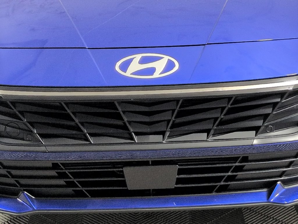 Used 2026 Hyundai Elantra SEL Sport Premium FWD image 4