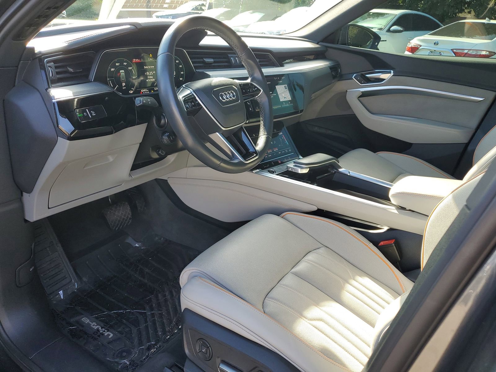 Used 2024 Audi Q8 e-tron Prestige w/ Prestige Package image 19