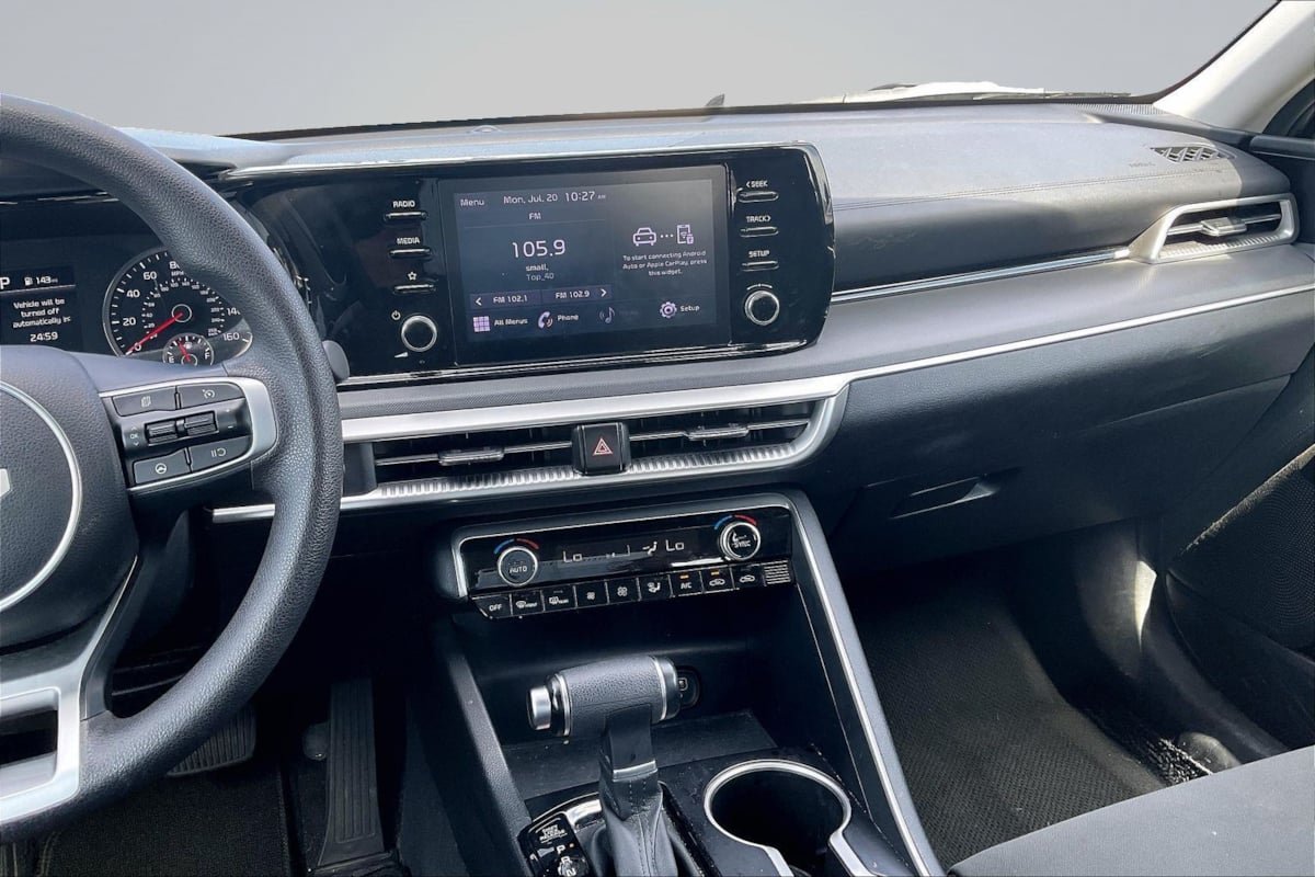 Used 2023 Kia K5 LXS FWD image 6