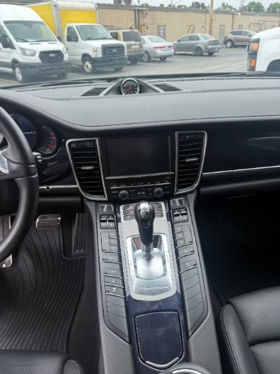 Used 2014 Porsche Panamera S RWD image 23