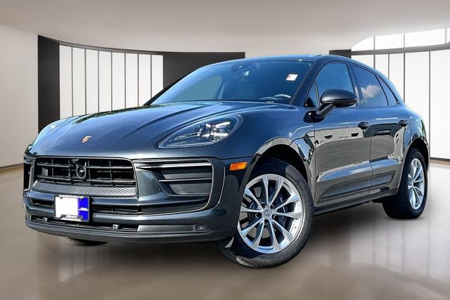 Used 2026 Porsche Macan AWD/4WD image 1