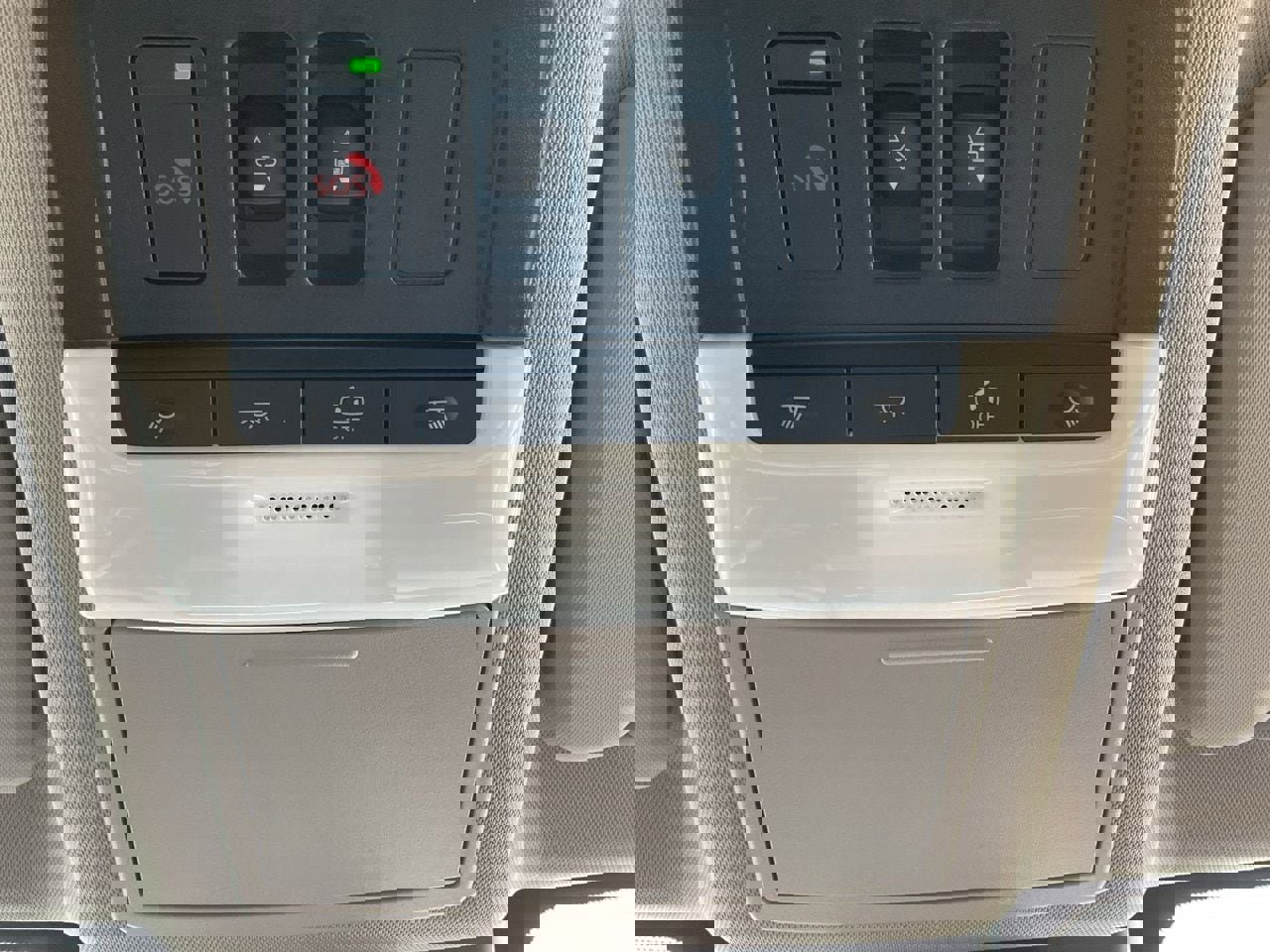 Used 2025 Nissan Rogue Platinum w/ Platinum Premium Package image 22