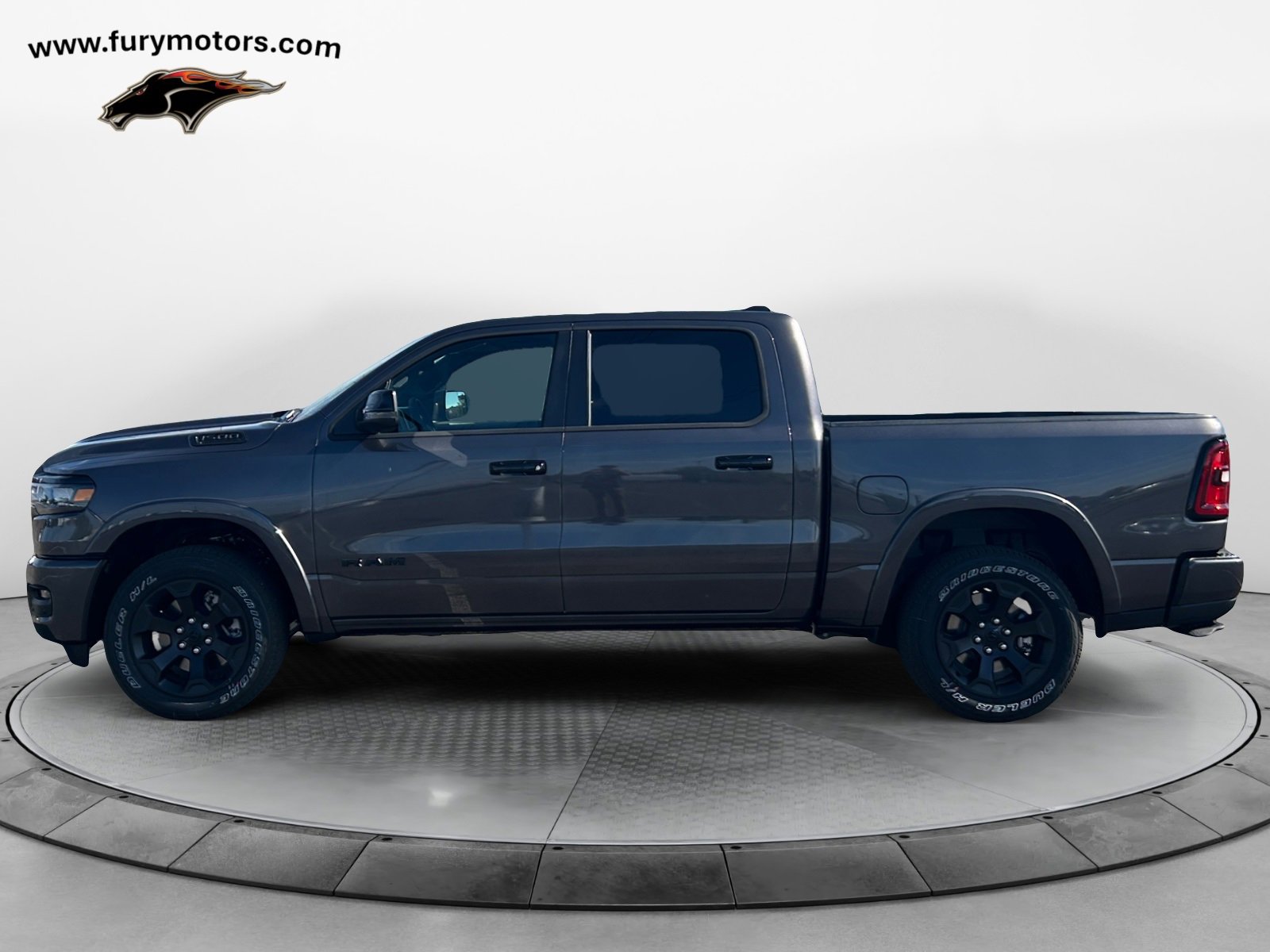 New 2026 RAM 1500 4x4 Crew Cab image 6