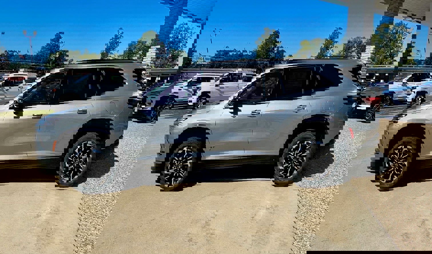 New 2026 Buick Enclave Sport Touring image 4