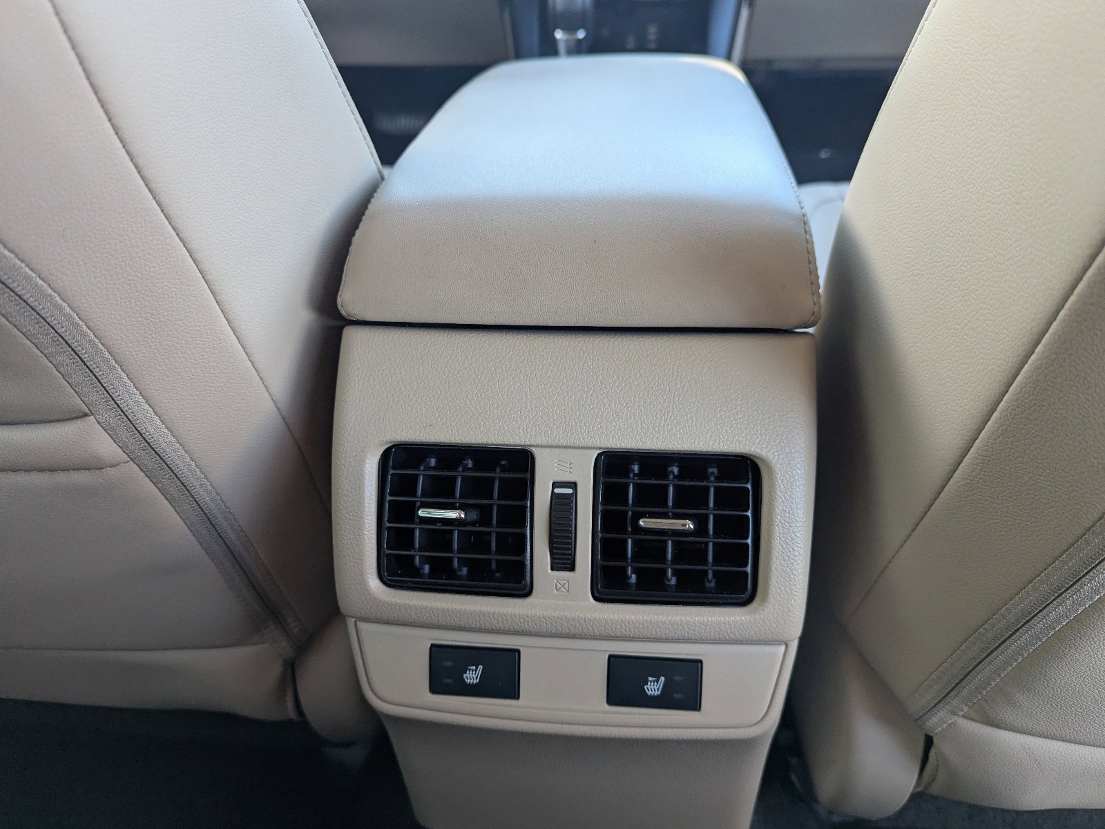 Used 2015 Subaru Outback 3.6R Limited image 15