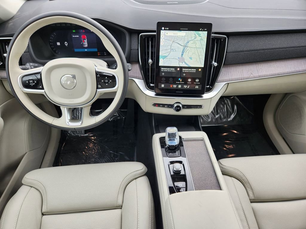 New 2026 Volvo XC90 T8 Ultra w/ Protection Package AWD/4WD image 16