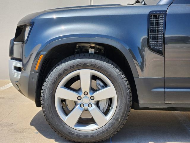 Used 2024 Land Rover Defender 110 S AWD/4WD image 9