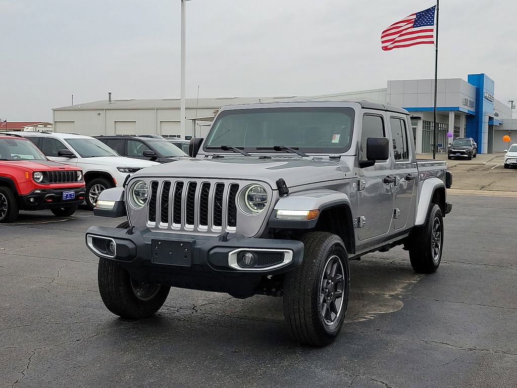 Used 2020 Jeep Gladiator Overland w/ LED Lighting Group AWD/4WD image 2
