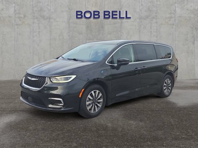 Used 2023 Chrysler Pacifica Touring-L