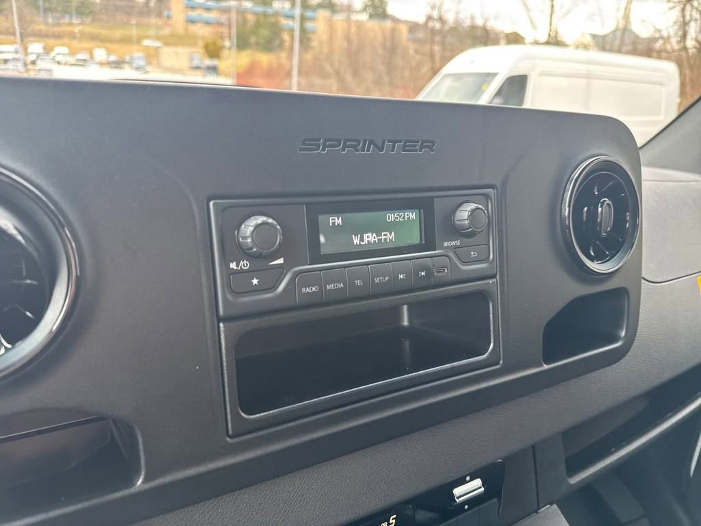New 2025 Mercedes-Benz Sprinter 2500 image 18